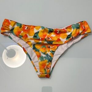 Mapalé Low Rise Bikini Bottoms